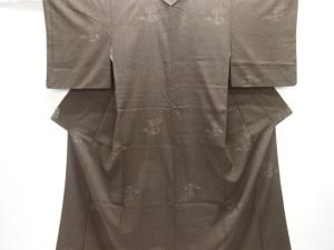 重要無形文化財本場結城紬100亀甲　花模様織り出し着物